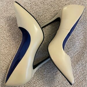 Antonia Saint heels